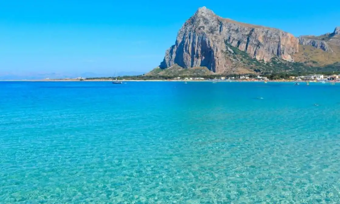 Il mare di Cosenza Veduta dall'alto del mare di Cosenza