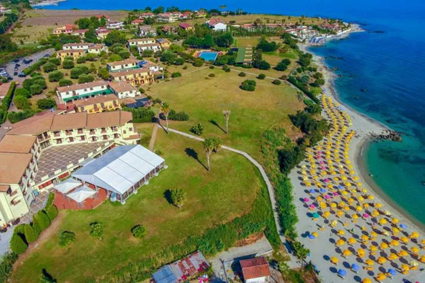Offerta Prenota Prima Villaggio Baia della Rocchetta Briatico 2024